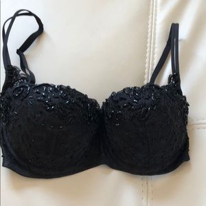 🔥🔥🔥NEW no tag VS beaded bra, 34B